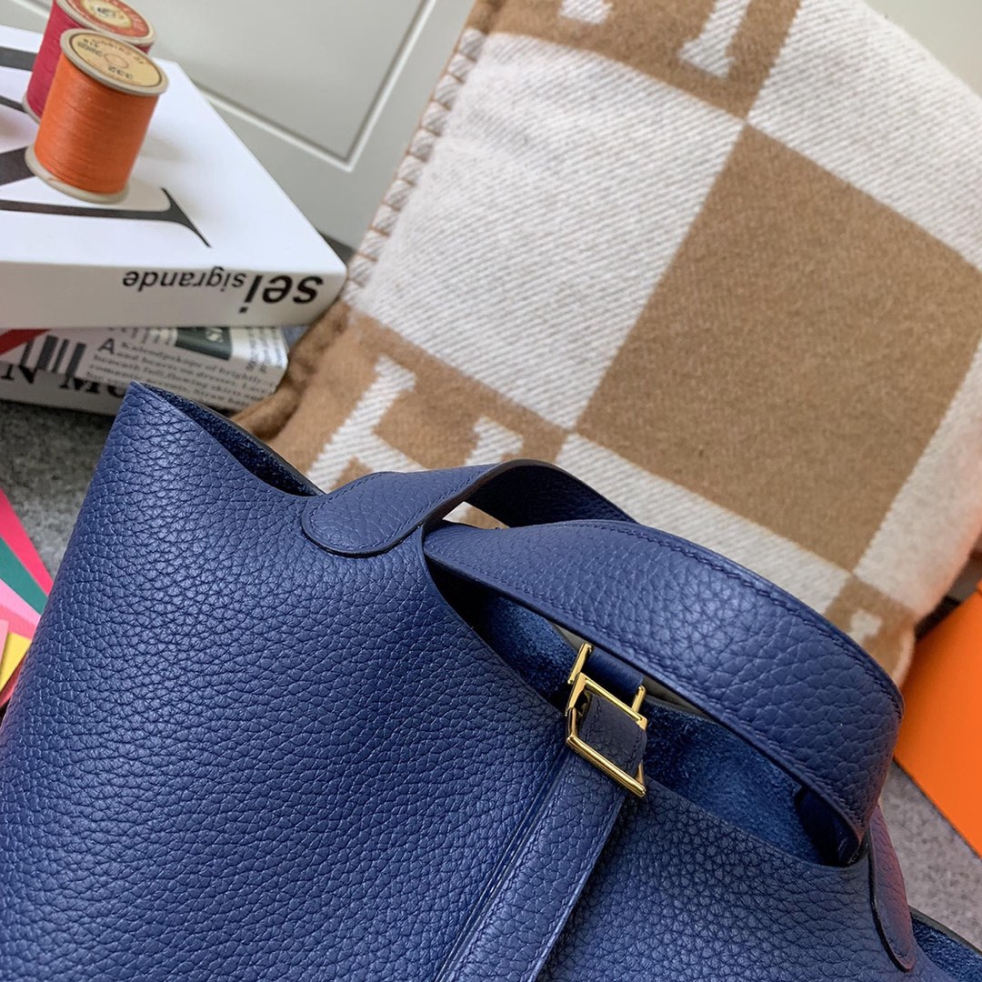 에르메스 피코탄18 사파이어블루 금장 끌레망스 가죽